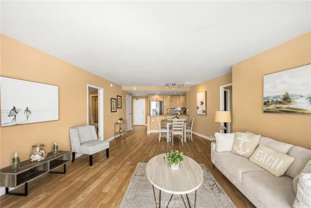 $899,000 | 700 East Ocean Boulevard, Unit 2406, Long Beach, CA 90802