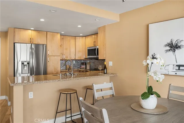 $899,000 | 700 East Ocean Boulevard, Unit 2406, Long Beach, CA 90802