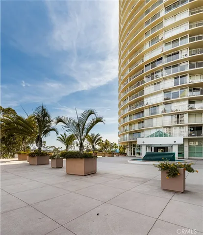 $899,000 | 700 East Ocean Boulevard, Unit 2406, Long Beach, CA 90802