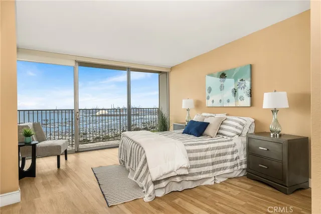 $899,000 | 700 East Ocean Boulevard, Unit 2406, Long Beach, CA 90802