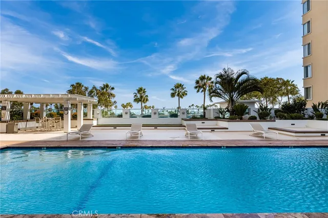 $899,000 | 700 East Ocean Boulevard, Unit 2406, Long Beach, CA 90802