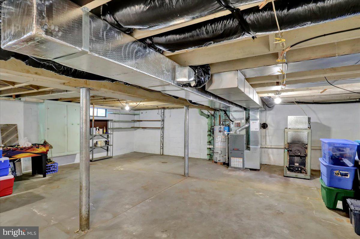307 Summit Avenue Reading, PA 19607 - Photo 22 of 25 Spacious, versatile basement area.