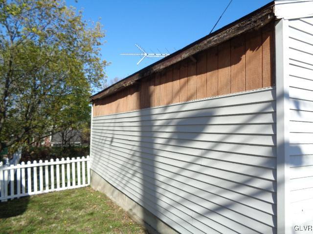 6019 Short Road Nazareth, PA 18064 - Photo 4 of 18