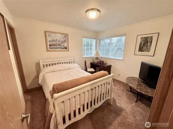 $519,000 | 4705 Blueberry Court Southeast, Lacey, WA 98503