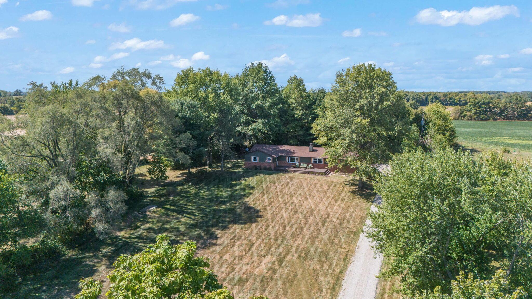 2807 Ross Road Sunbury, OH 43074 - Photo 4 of 60 8-web-or-mls-DJI_20240919130203_0002_D