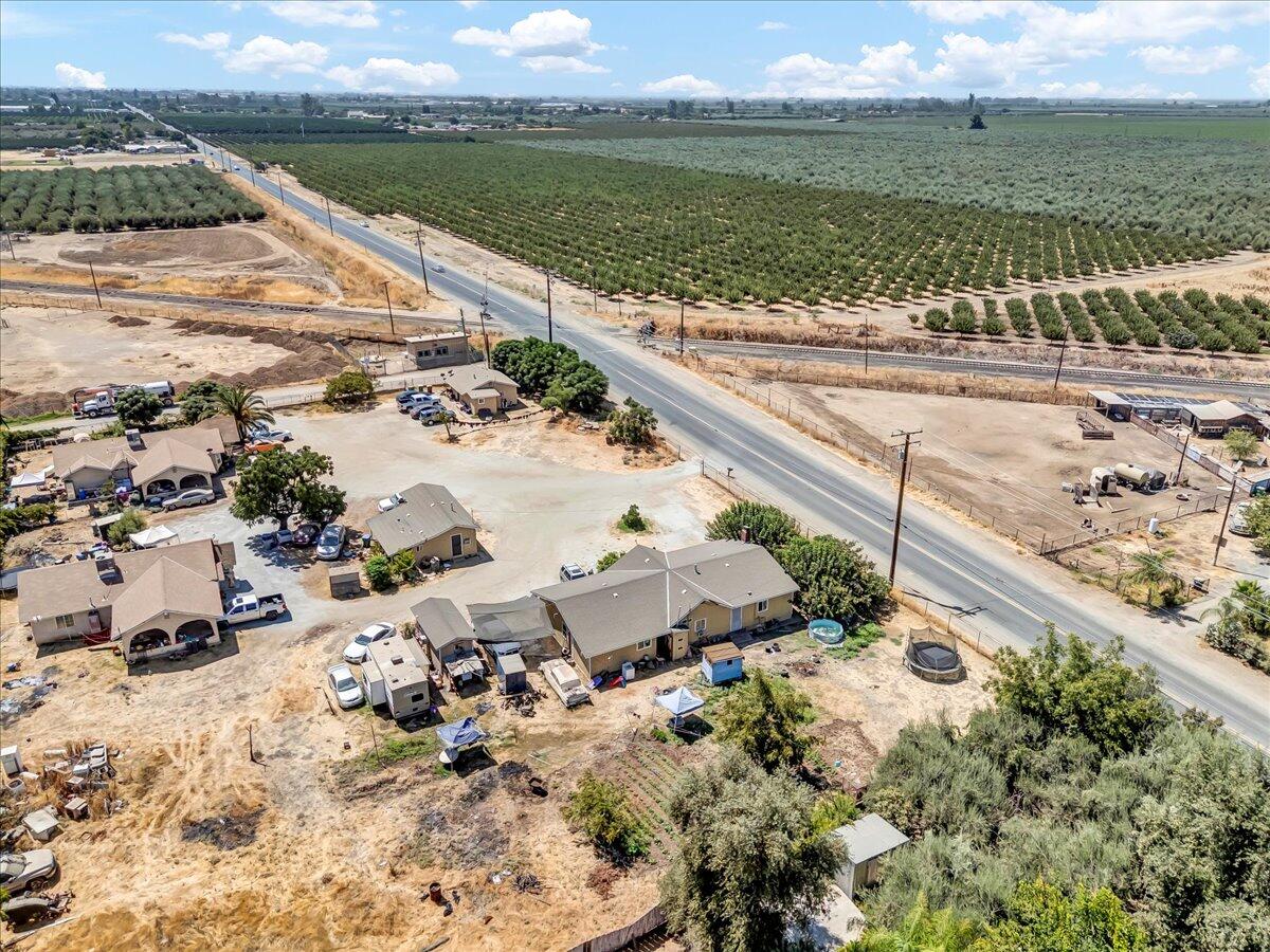 25250 Road 216 Lindsay, CA 93247 - Photo 8 of 26