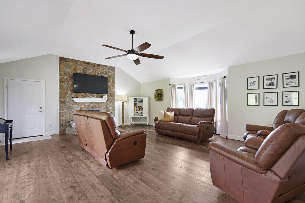 1121 Walnut Grove Church Road Dayton, TN 37321 - Photo 11 of 65 011__cg18315_424