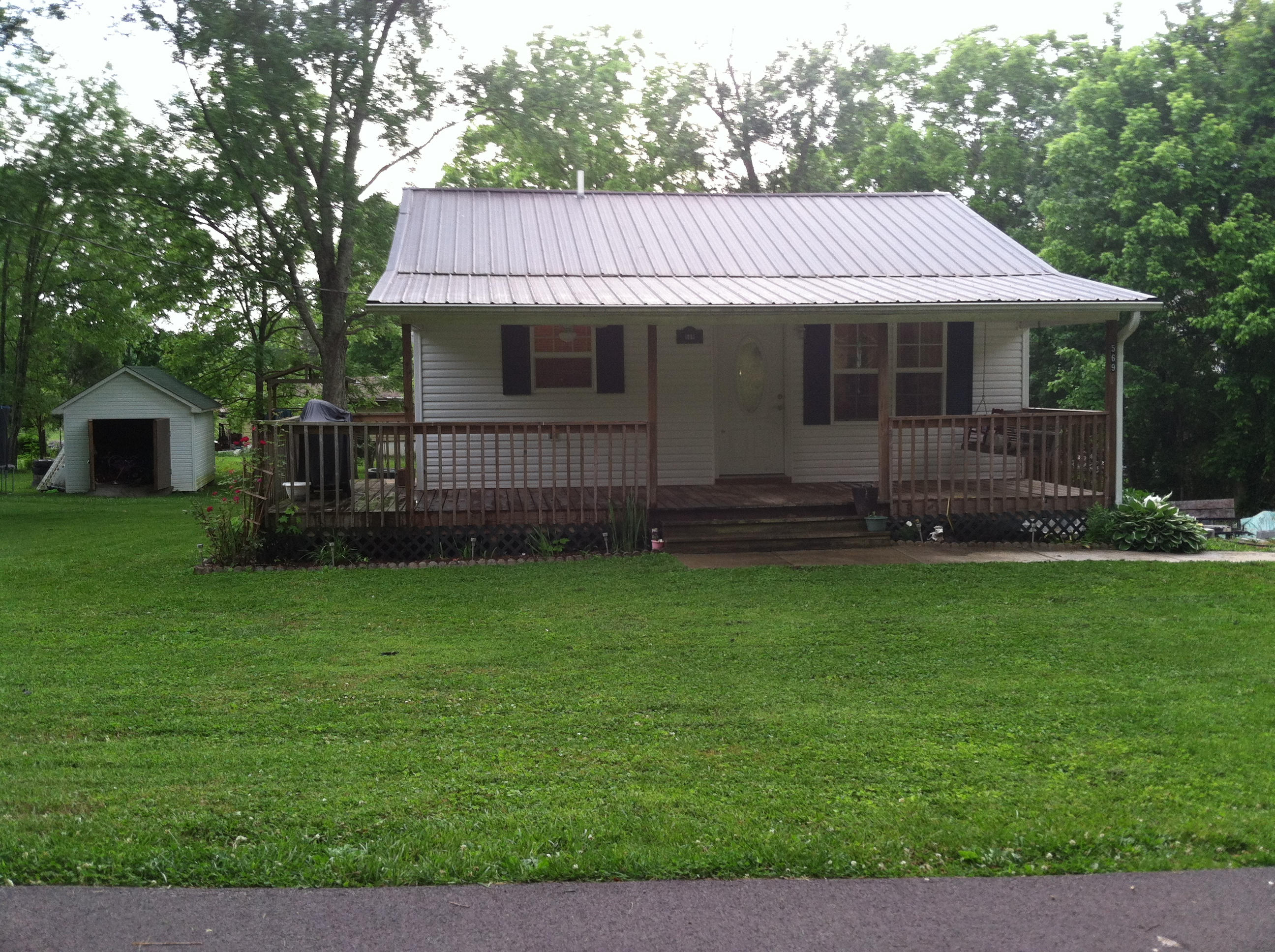 569 Cherokee Avenue Clinton, TN 37716 - Photo 2 of 18 IMG_0162