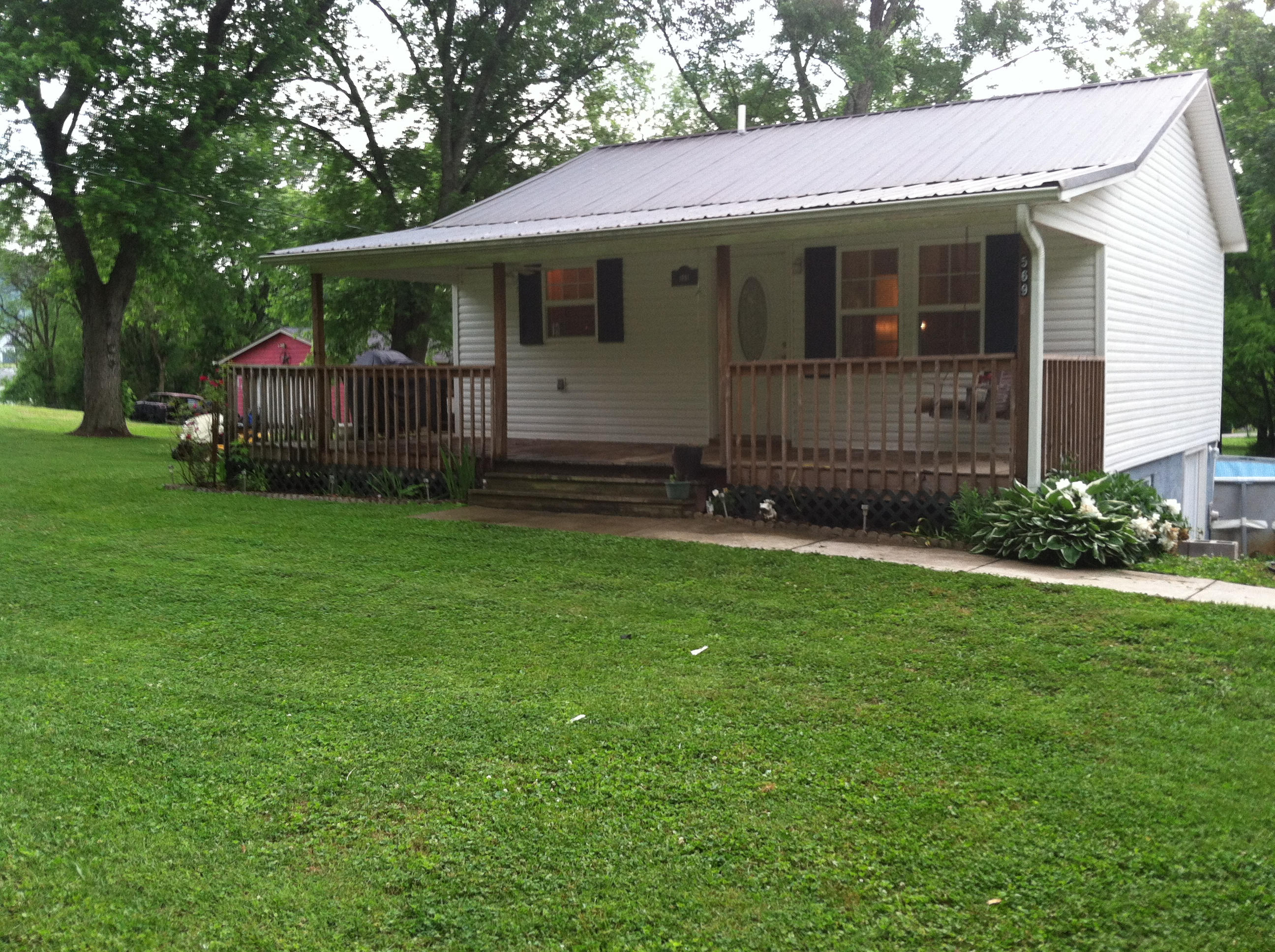 569 Cherokee Avenue Clinton, TN 37716 - Photo 5 of 18 IMG_0165