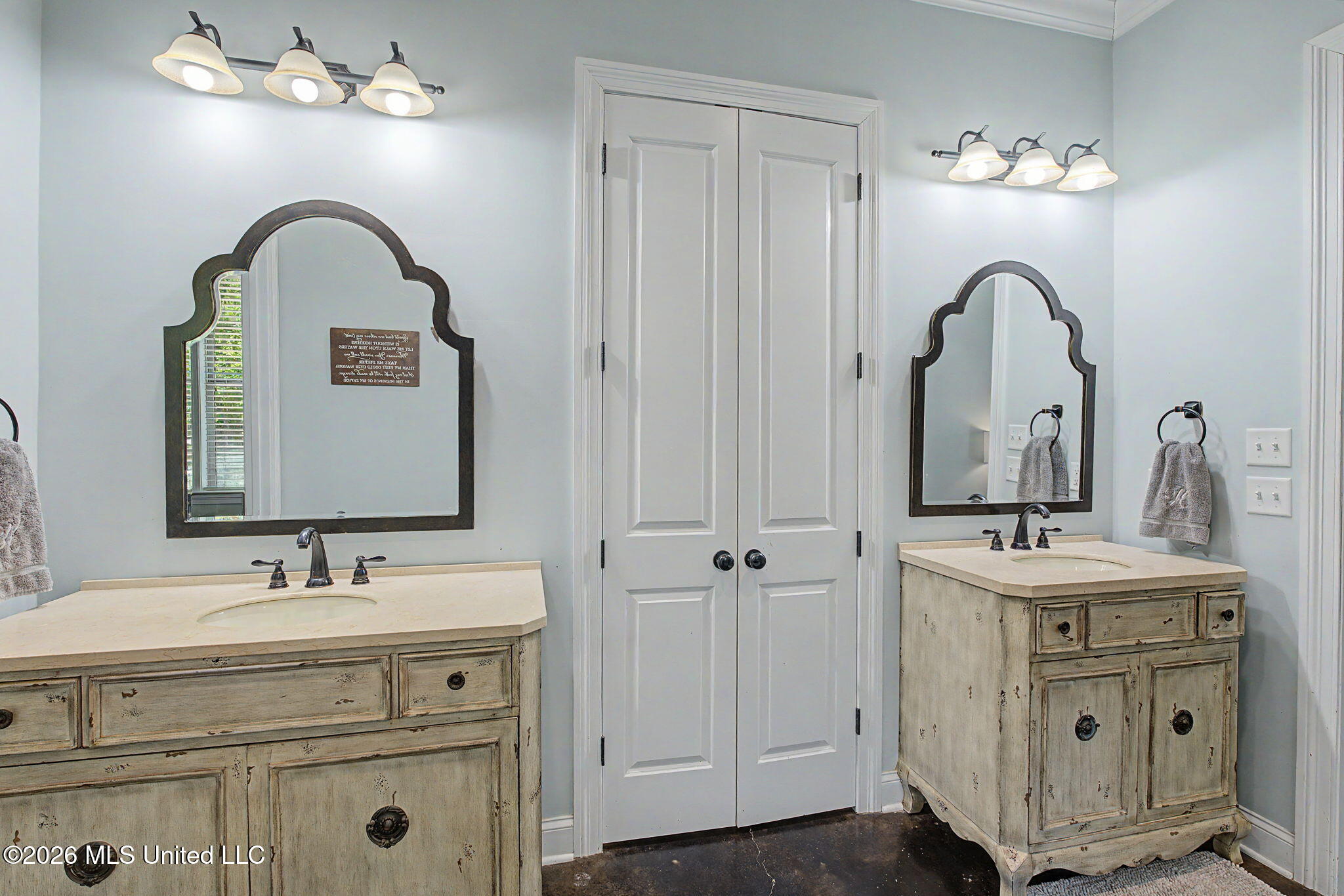 223 Fawn Cove Hernando, MS 38632 - Photo 23 of 53 Double vanity