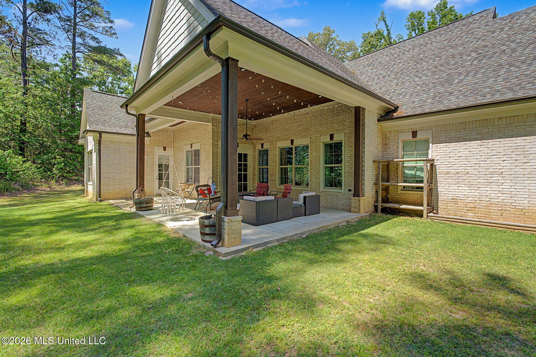 223 Fawn Cove Hernando, MS 38632 - Photo 39 of 53 Back of home
