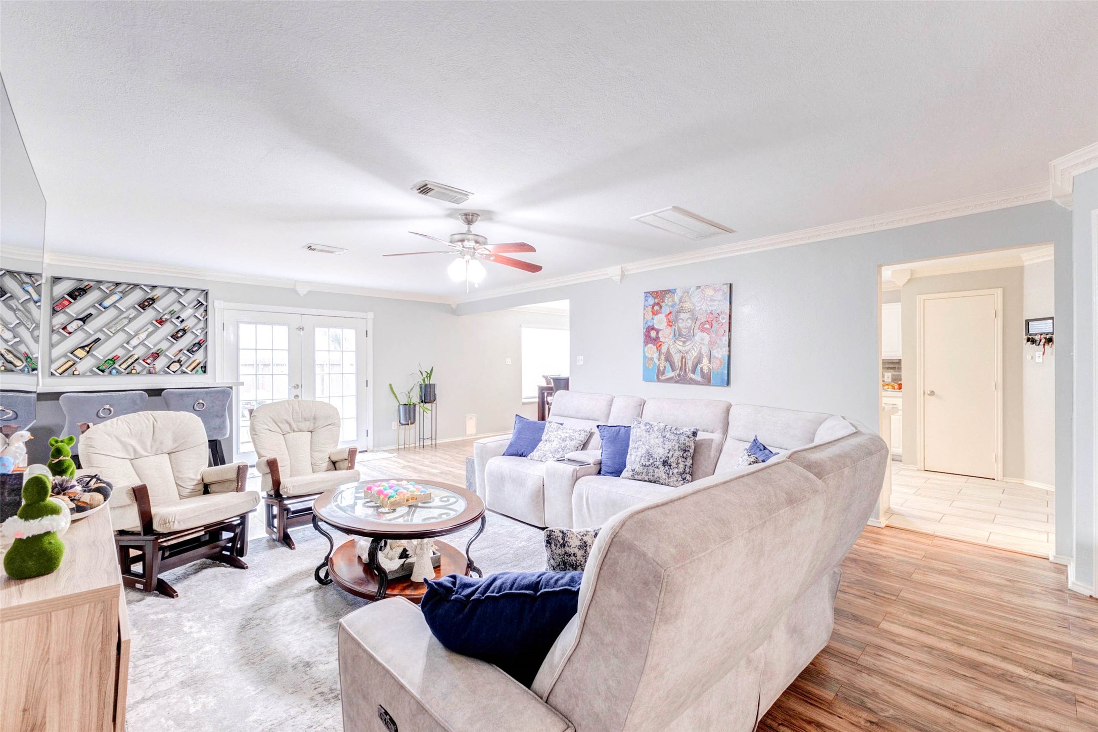 2202 Falling Oaks Road Houston, TX 77038 - Photo 3 of 29 Gallery Image 3