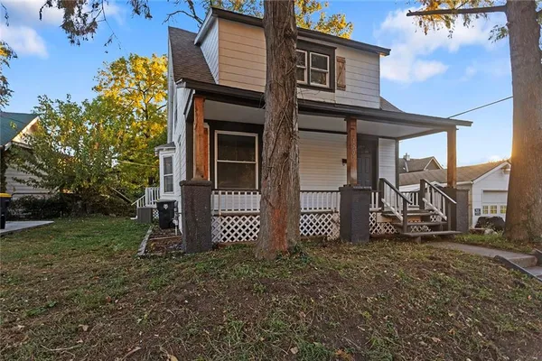 $279,950 | 1707 West 44th Street, Kansas City, MO 64111