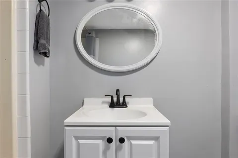 $299,950 | 1707 West 44th Street, Kansas City, MO 64111