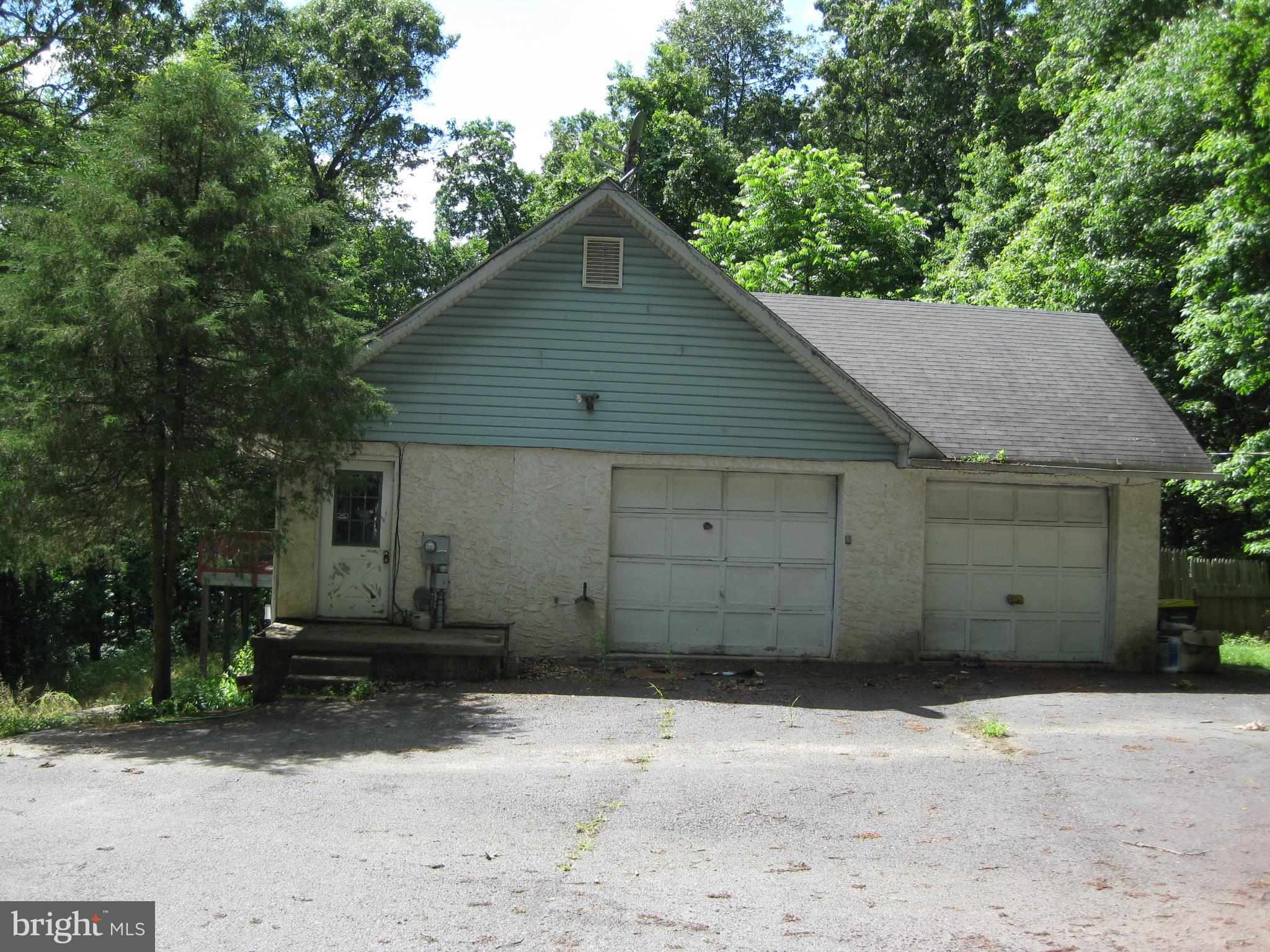 335 Kintner Road Kintnersville, PA 18930 - Photo 2 of 16 Gallery Image 2