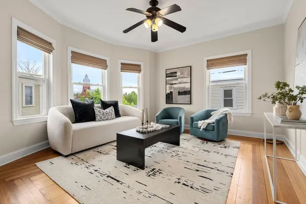 $817,000 | 14 Linden Street, Unit 7, Brookline, MA 02445