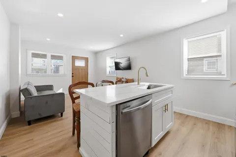 $775,000 | 310 East 11th Street, Ocean City, NJ 08226