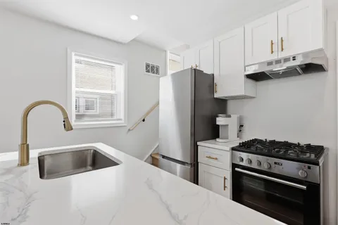 $775,000 | 310 East 11th Street, Ocean City, NJ 08226