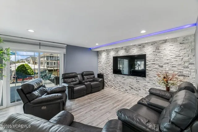 $5,000 | 385 Aldo Drive, Toms River, NJ 08753