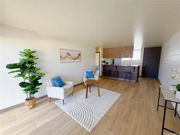 $380,000 | 98-729 Moanalua Loop, Unit 201, Aiea, HI 96701