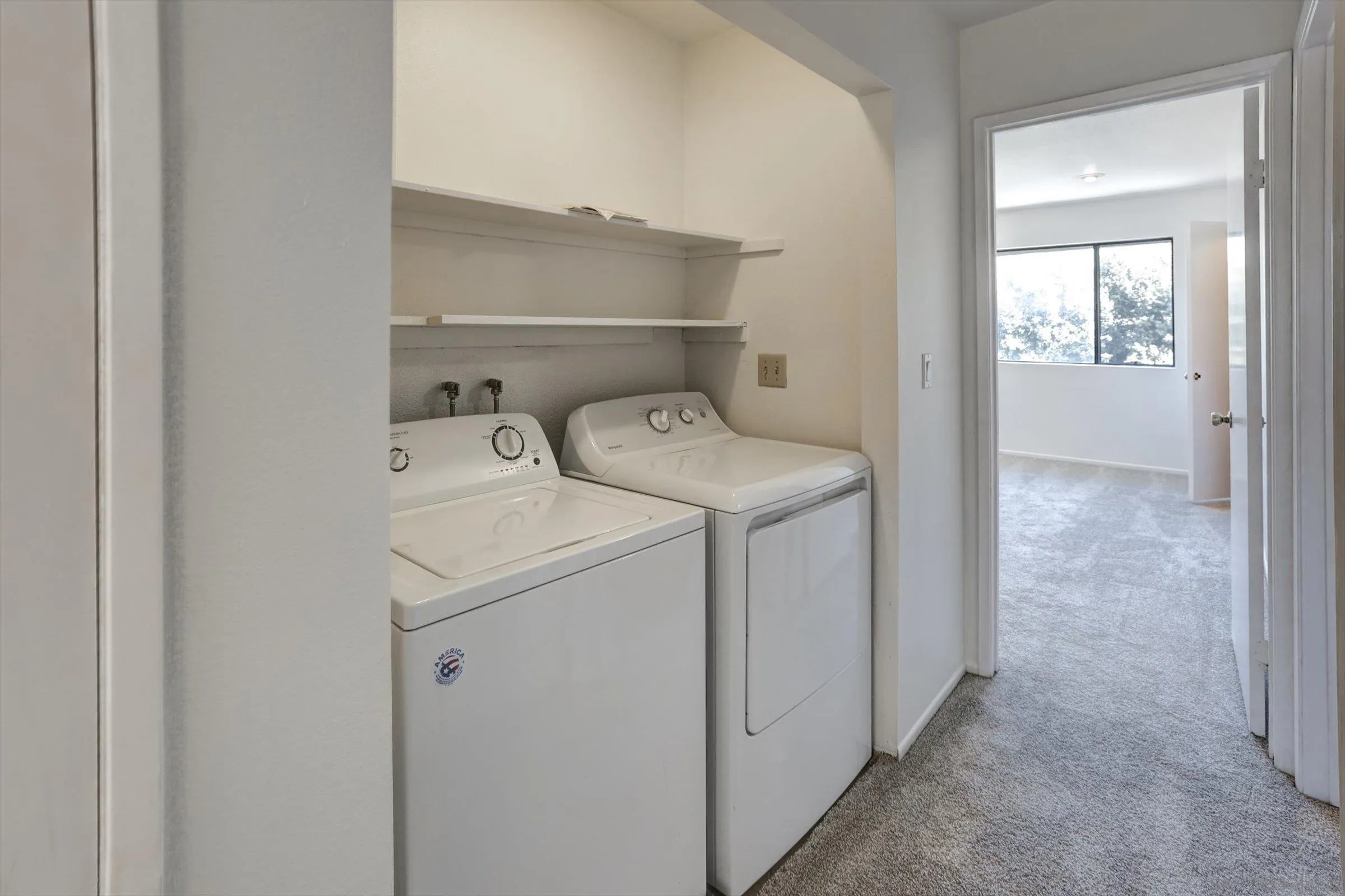13230 Johannesberg Way, Unit 10 Poway, CA 92064 - Photo 22 of 40 a utility room with dryer and washer