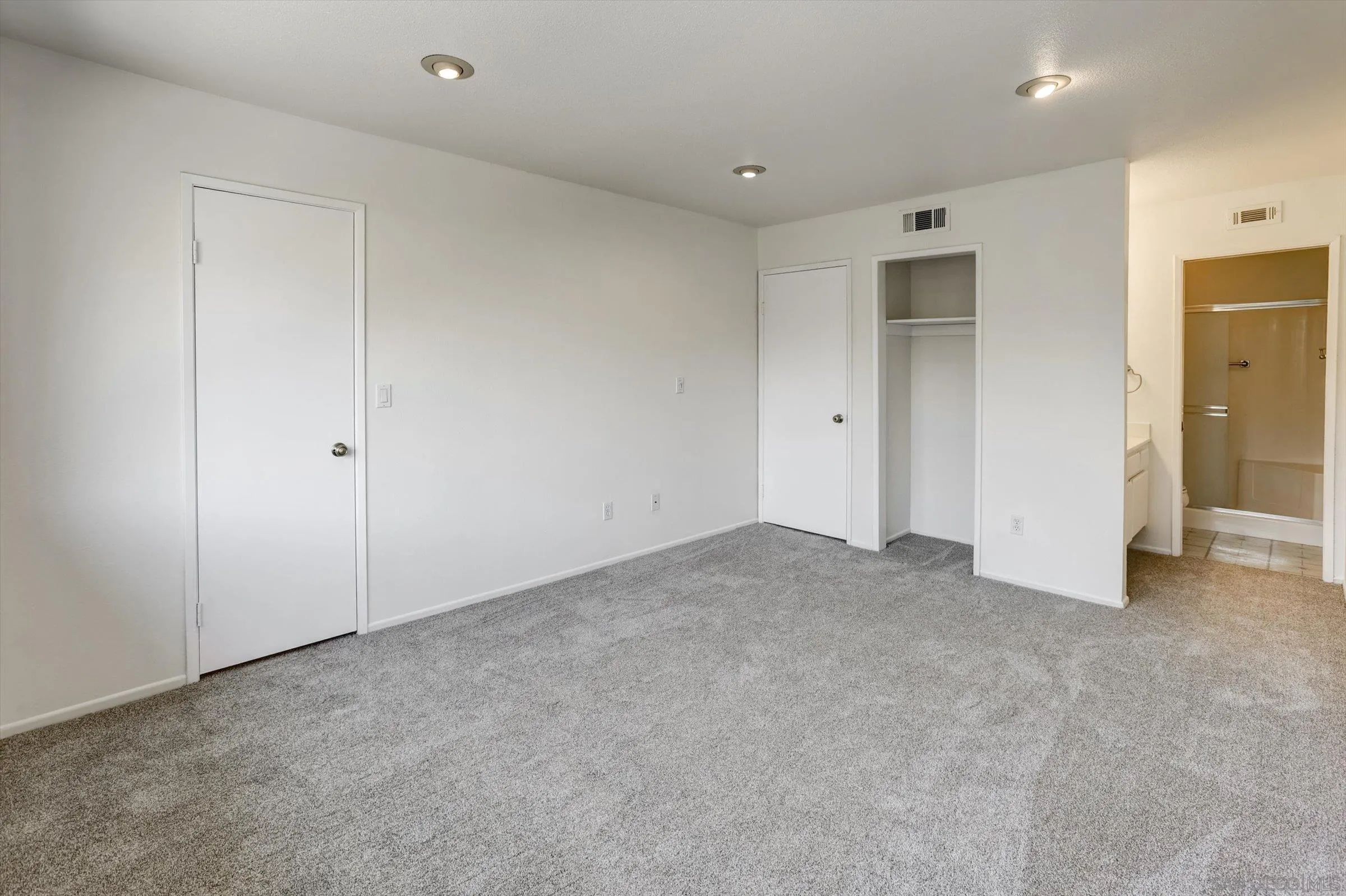 13230 Johannesberg Way, Unit 10 Poway, CA 92064 - Photo 26 of 40 a view of an empty room