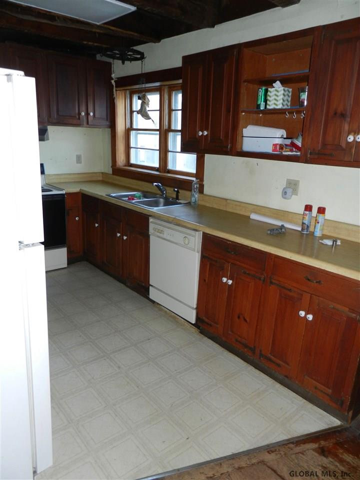 187 Young Road Greenfield, NY 12850 - Photo 7 of 21 Photo 7