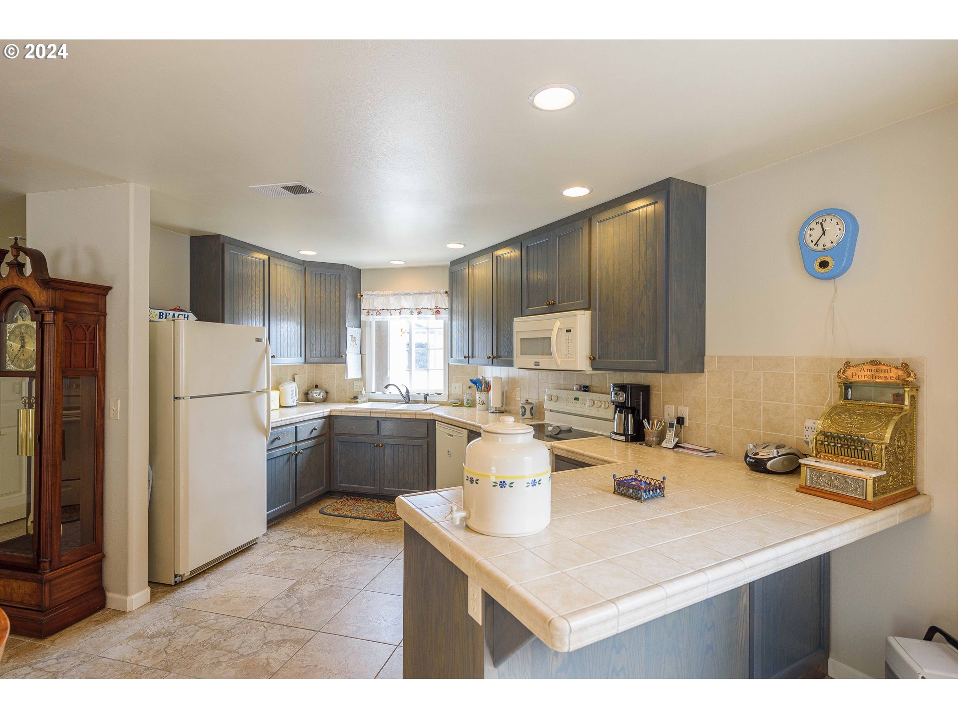 3136 Periwinkle Lane Southwest Bandon, OR 97411 - Photo 14 of 39 Gallery Image 14