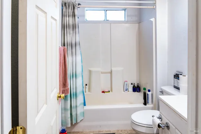 $555,000 | 32 Boxelder Court, Napa, CA 94558