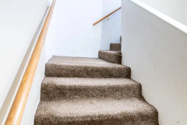 $555,000 | 32 Boxelder Court, Napa, CA 94558