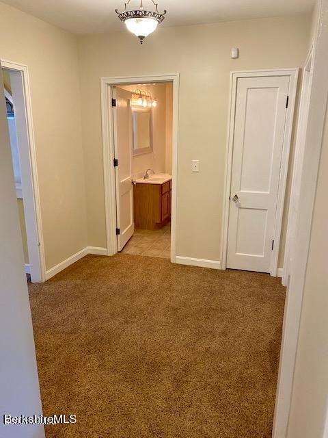 37 Hancock Road Pittsfield, MA 01201 - Photo 11 of 32 front hall