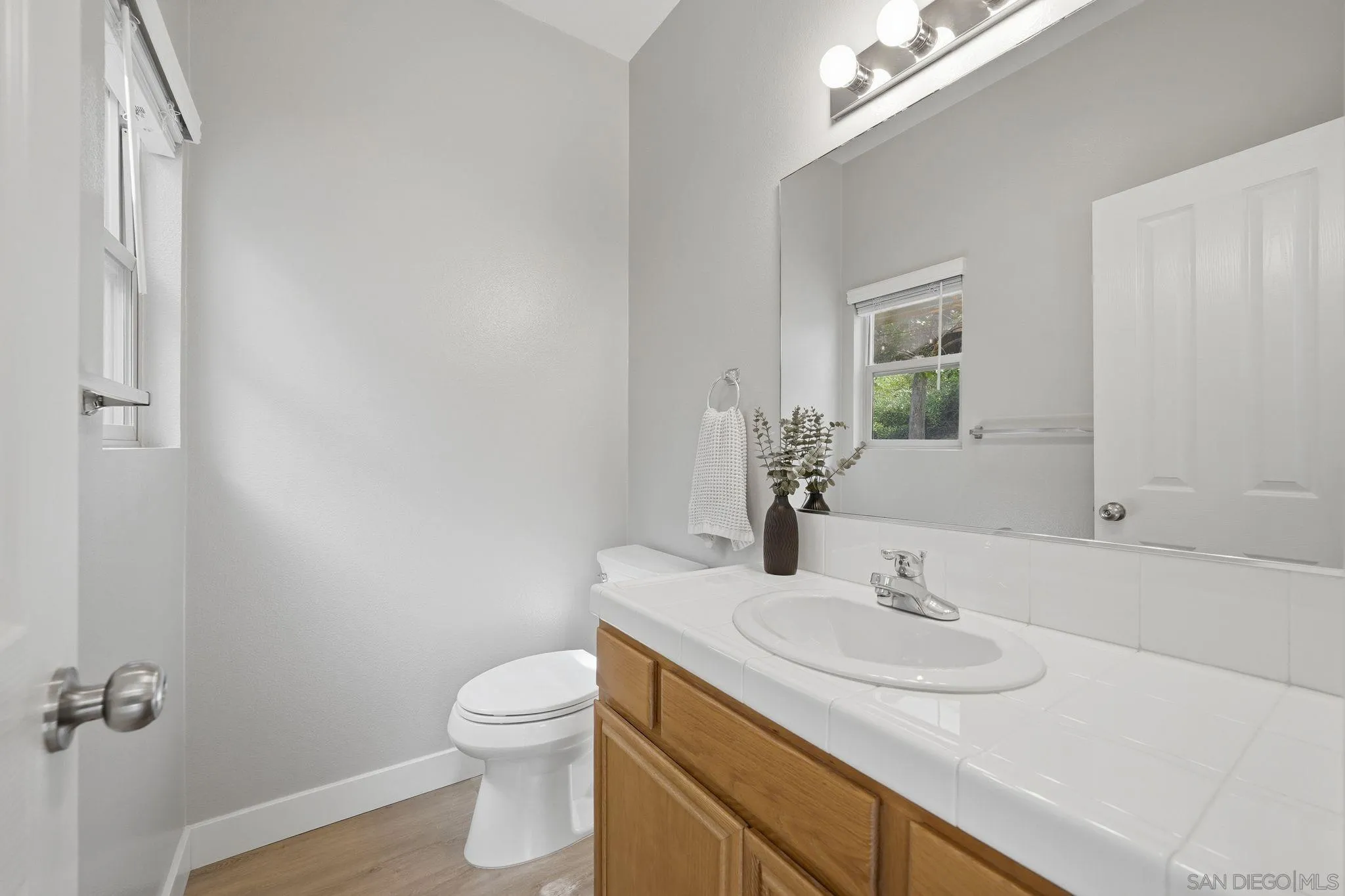 8530 Conrad Court Santee, CA 92071 - Photo 10 of 28