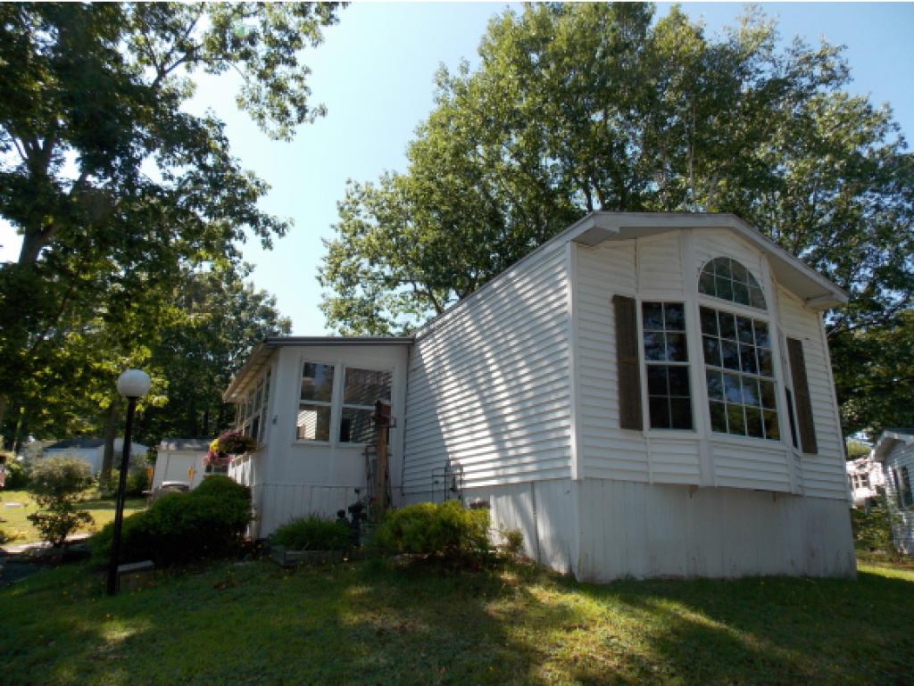 8 North Blueberry Lane Rochester, NH 03867 - Photo 2 of 22