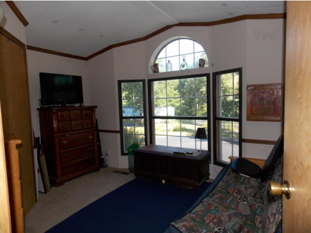 8 North Blueberry Lane Rochester, NH 03867 - Photo 14 of 22