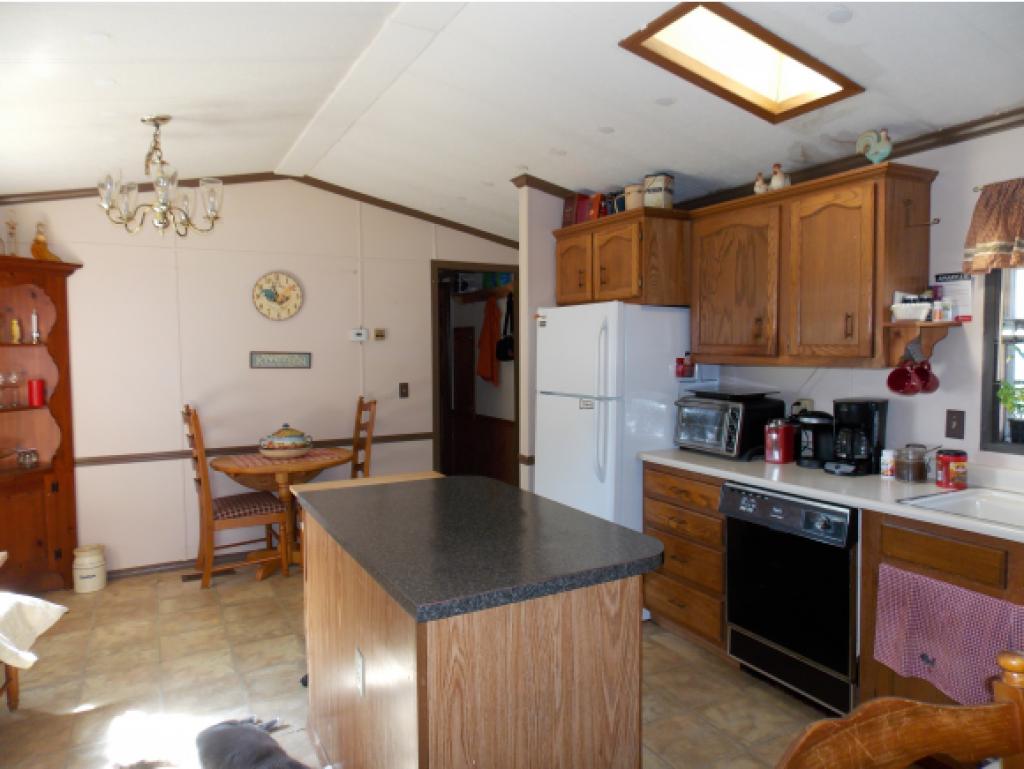8 North Blueberry Lane Rochester, NH 03867 - Photo 9 of 22