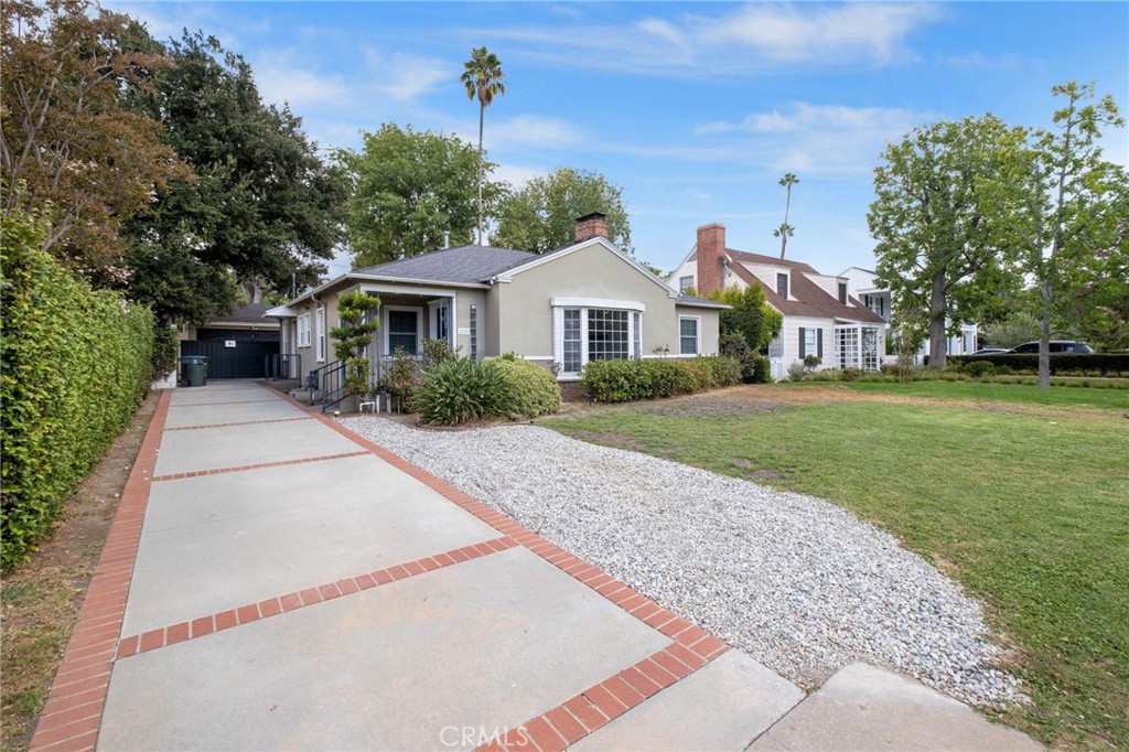 2735 Yorkshire Road Pasadena, CA 91107 - Photo 1 of 1 Gallery Image 1