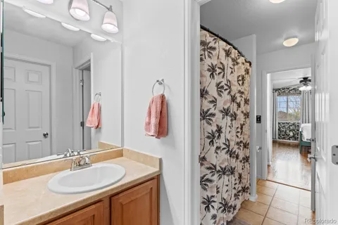 $699,999 | 5415 South Flat Rock Way, Aurora, CO 80016