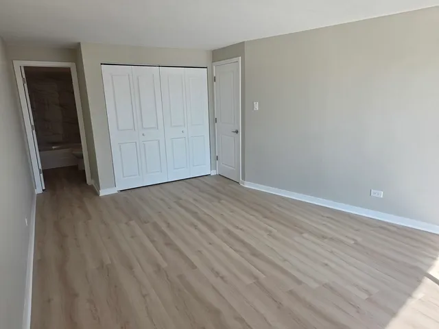 an empty room with closet