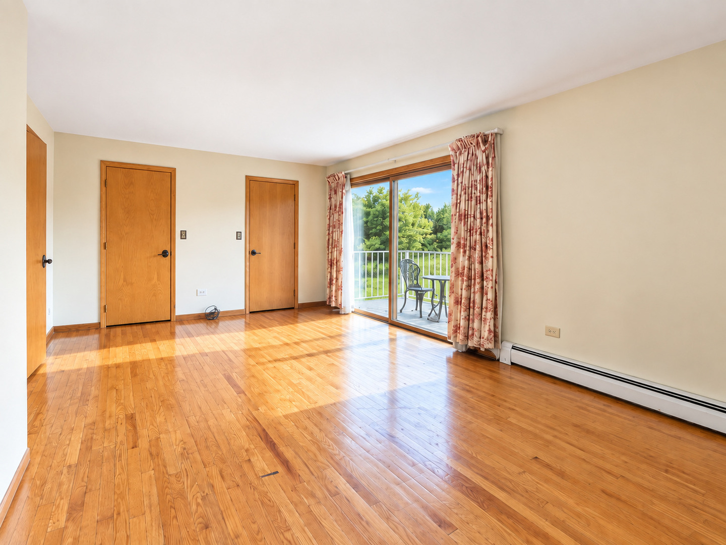 1428 Roslyn Road Schaumburg, IL 60193 - Photo 37 of 56 Gallery Image 37