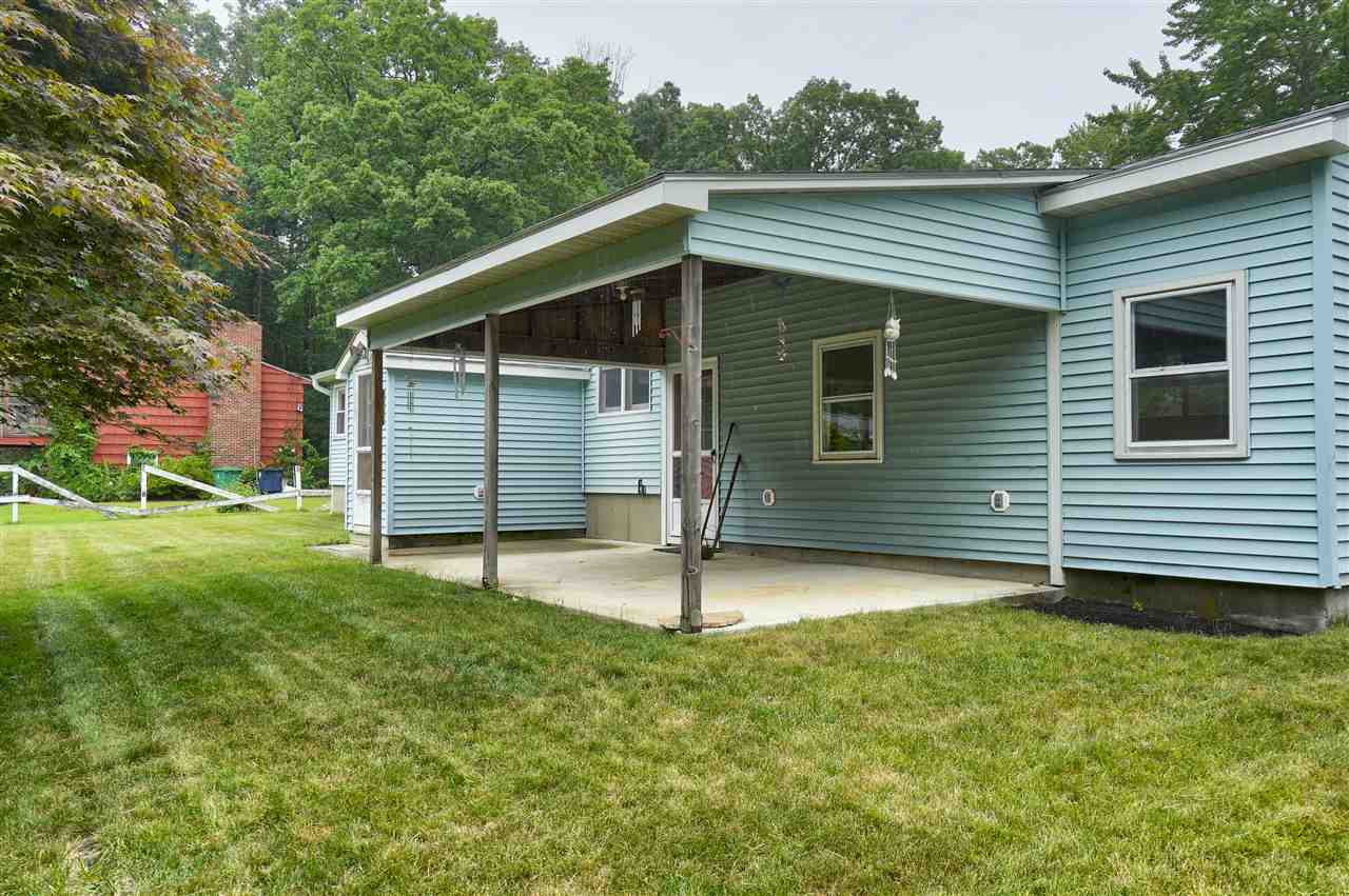 18 Hideaway Road Nashua, NH 03064 - Photo 14 of 17