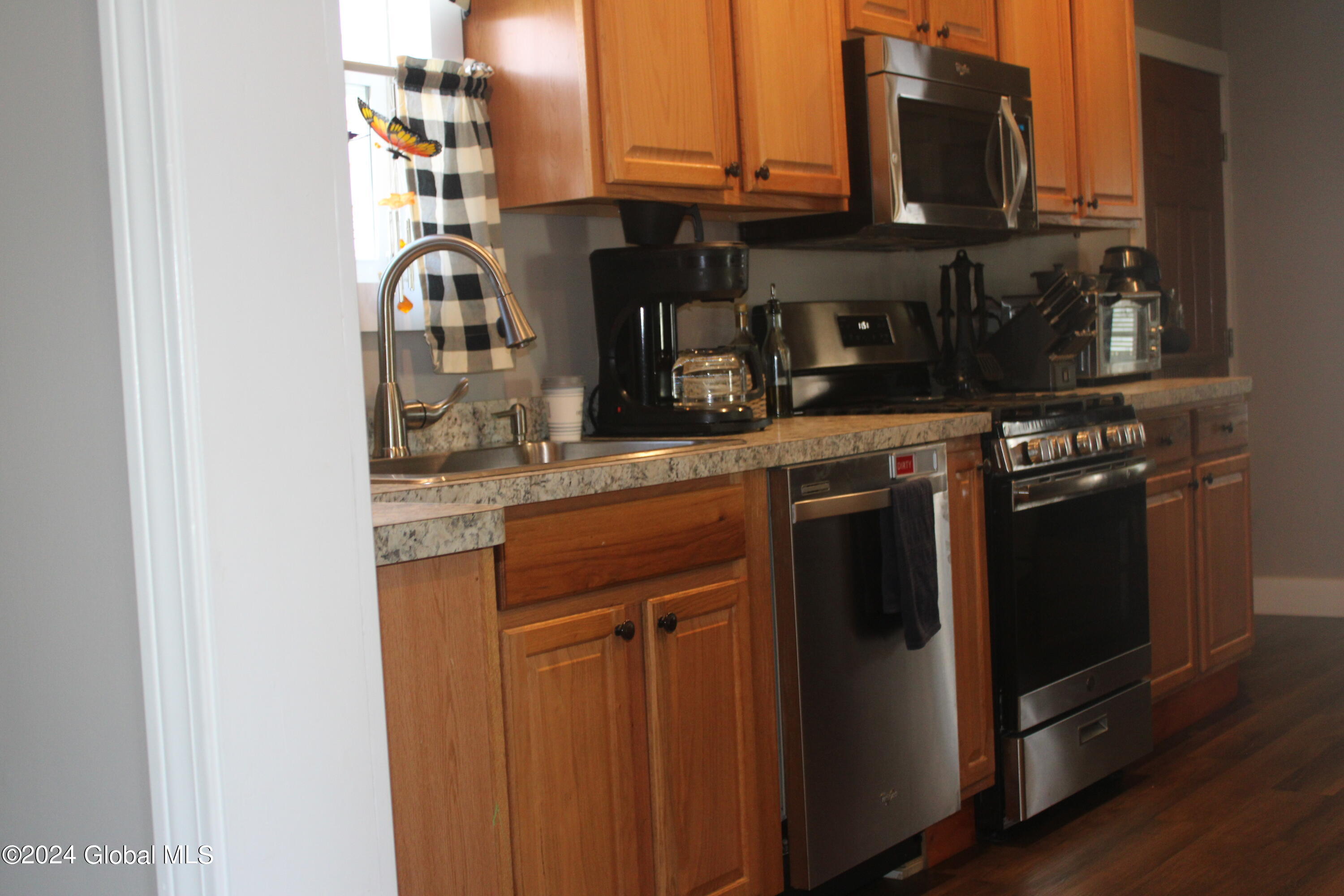 69 Maple Street Hudson Falls, NY 12839 - Photo 7 of 38 IMG_0157