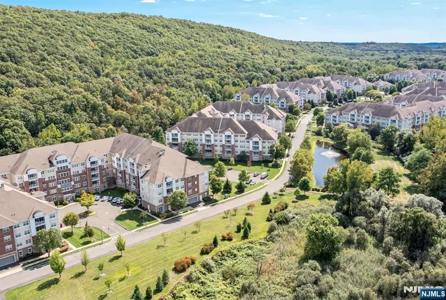 $449,000 | 9116 Warrens Way, Wanaque, NJ 07465