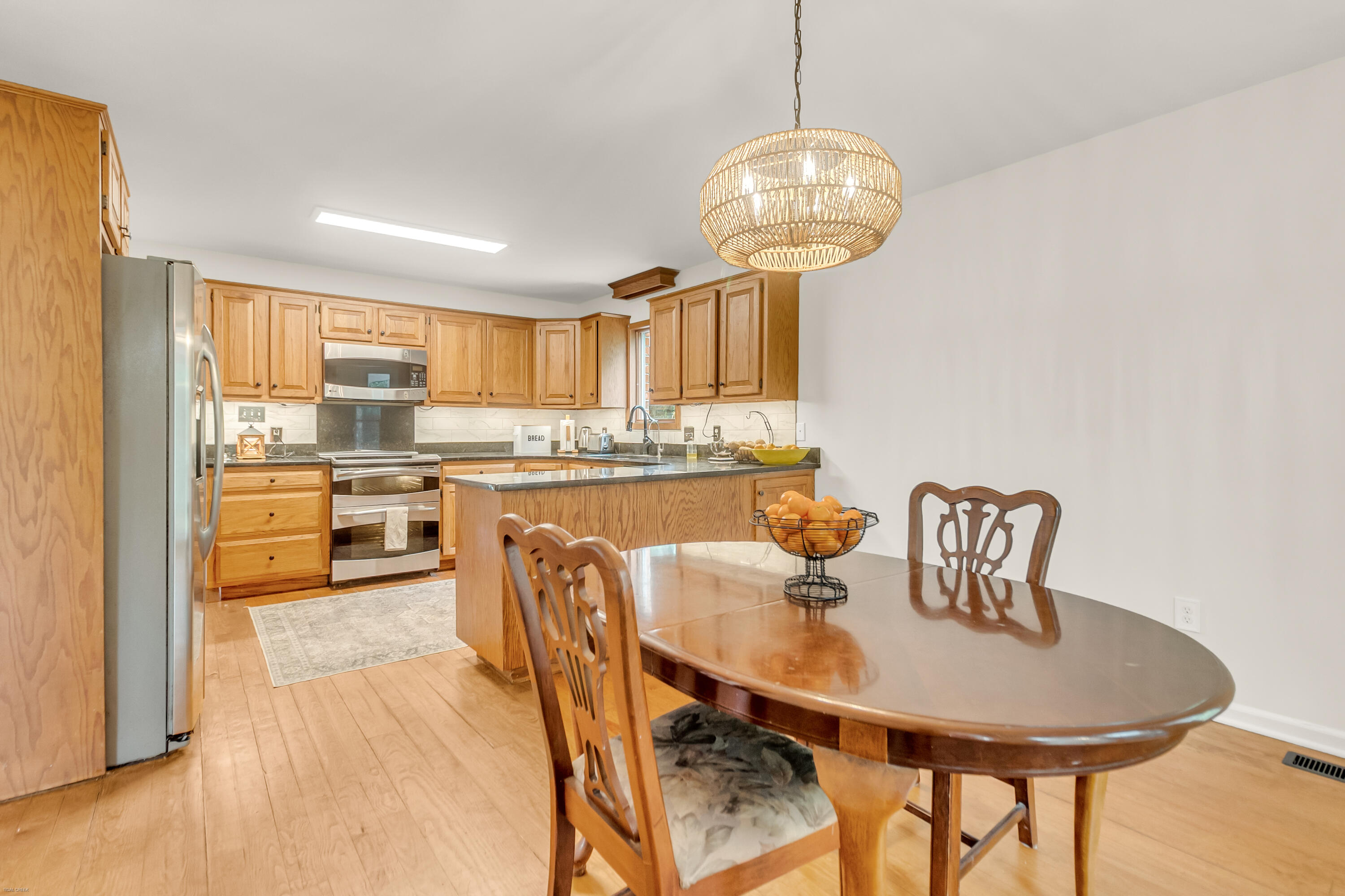 513 Sweetbay Road Charleston, SC 29412 - Photo 22 of 41 513 Sweetbay -Tidalcreekphoto- (19)