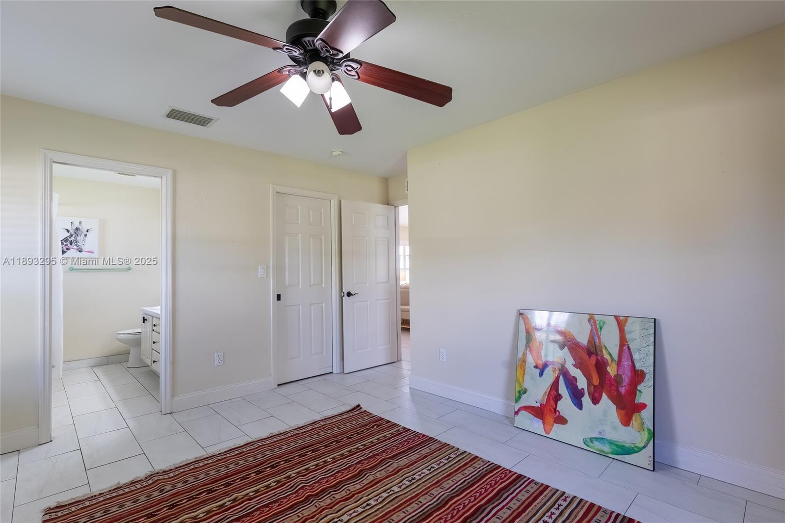 36 Quail Roost Road Lake Placid, FL 33852 - Photo 46 of 48 a living room with furniture and a rug