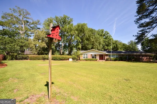 $450,000 | 39 Adams Street, Jesup, GA 31545