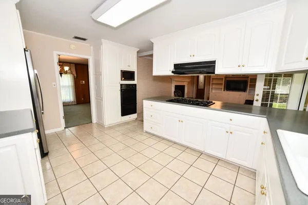 $450,000 | 39 Adams Street, Jesup, GA 31545