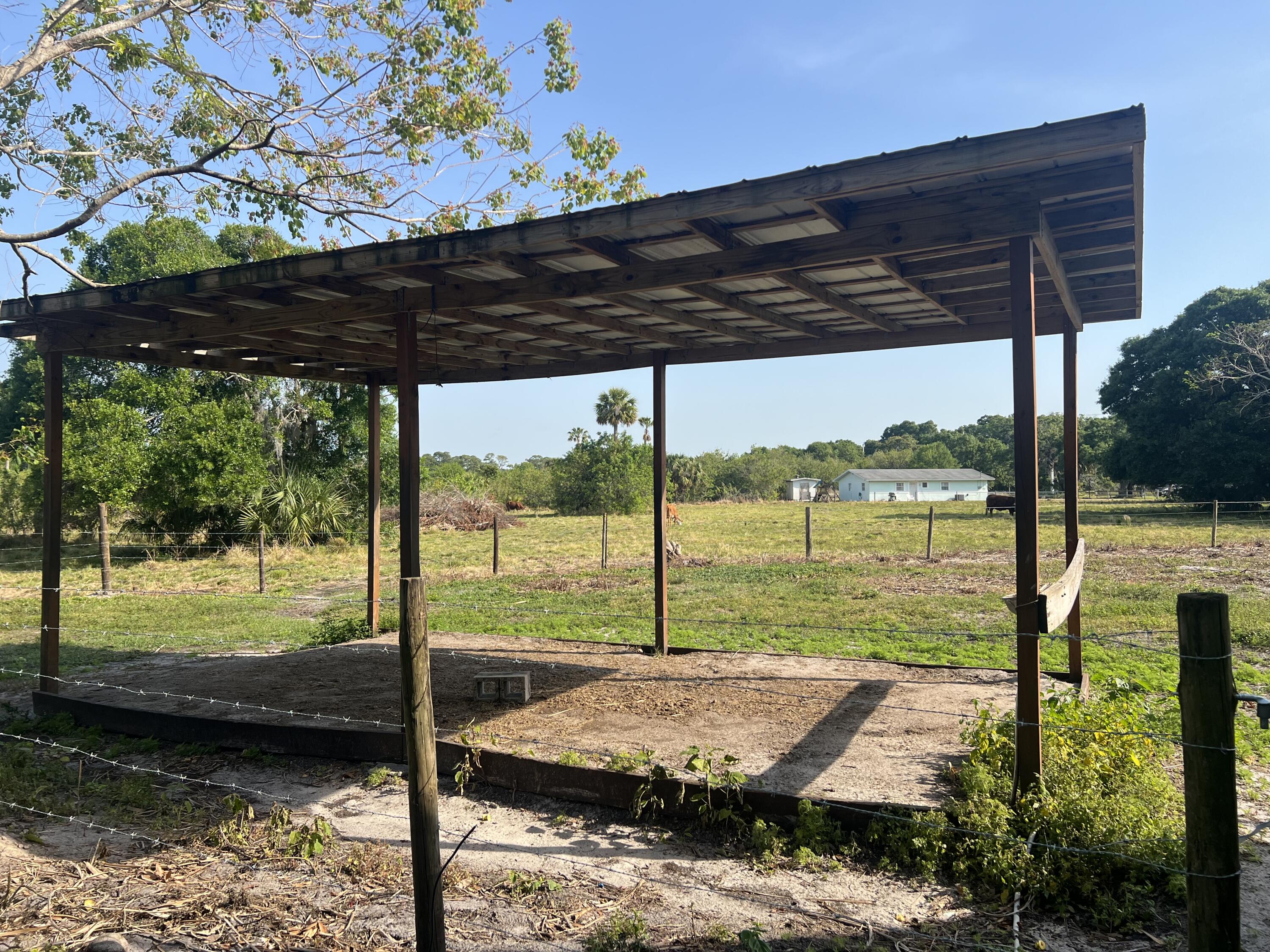 8170 Okeechobee Road Fort Pierce, FL 34945 - Photo 3 of 12 IMG_0466