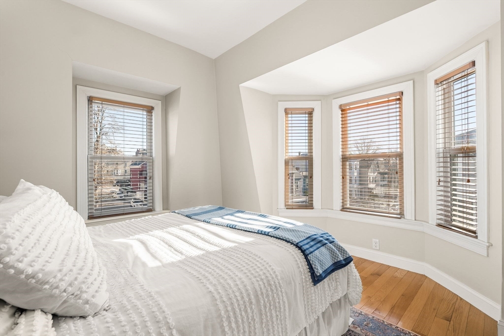 117 M Street, Unit 3 Boston, MA 02127 - Photo 7 of 16