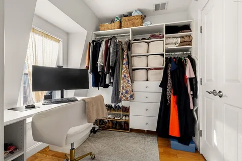 $630,000 | 117 M Street, Unit 3, Boston, MA 02127