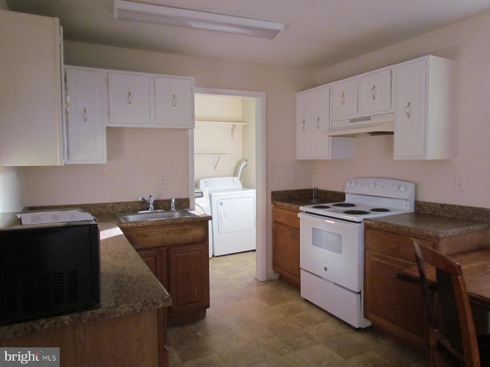 44868 Blake Creek Road, Unit 4 Leonardtown, MD 20650 - Photo 3 of 8 Kitchen